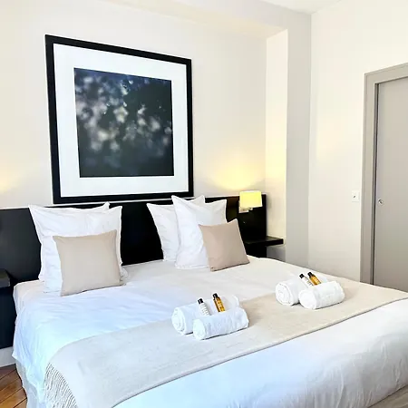 Luxembourg Gardens Deluxe Family Flat & Elevator Appartement Parijs