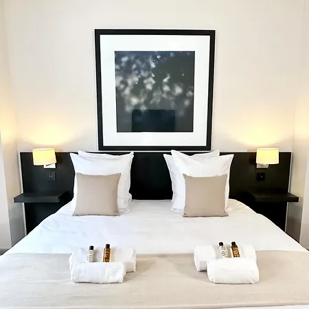 Apartment Luxembourg Gardens Deluxe Family Flat & Elevator