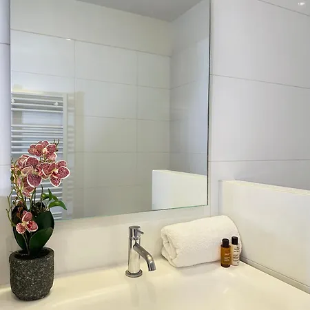 Apartment Luxembourg Gardens Deluxe Family Flat & Elevator Paris